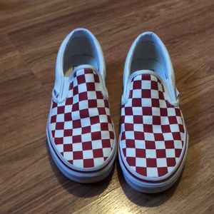 Boys size 4.5 vans slip on shoes